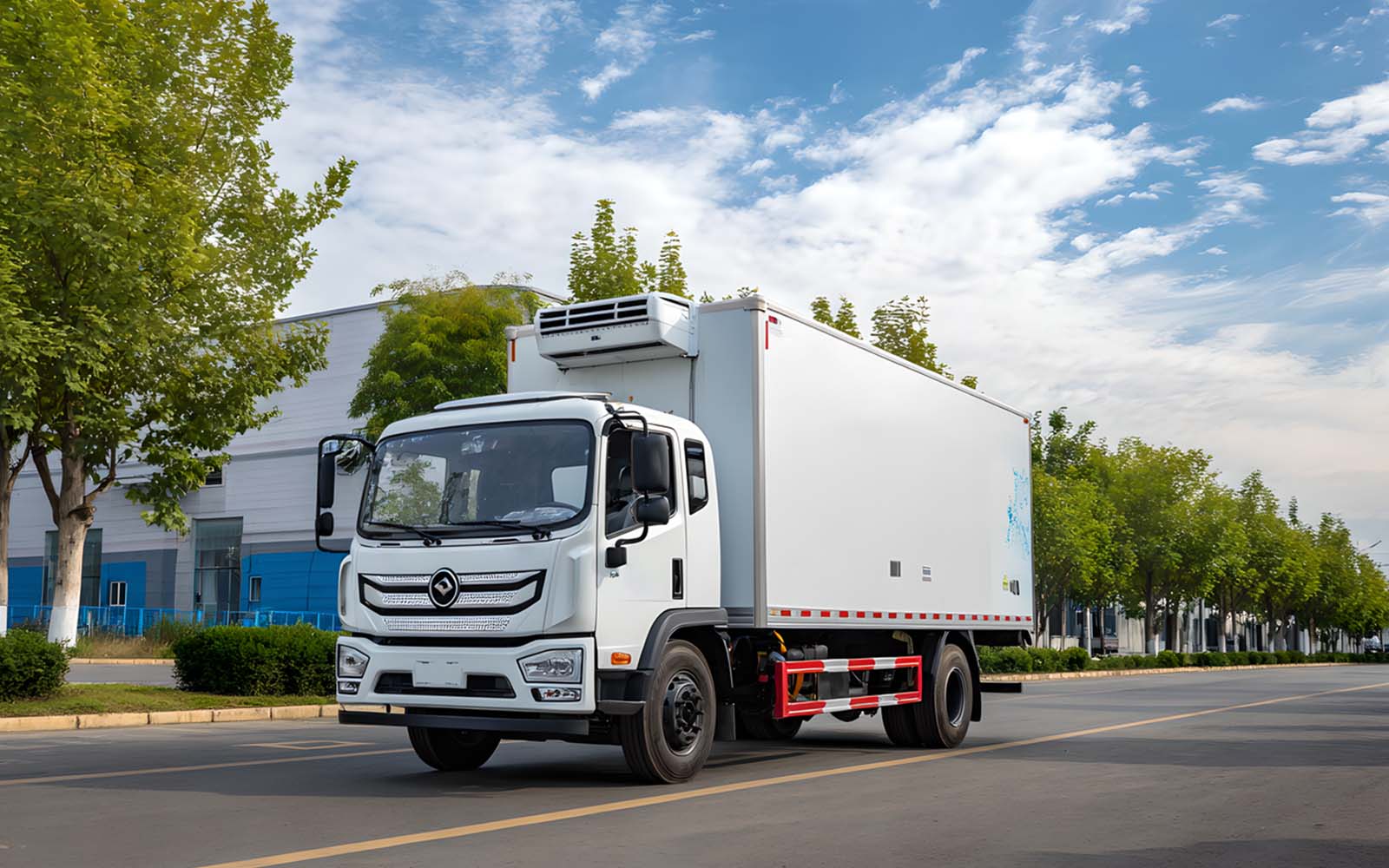 Juchi Heavy Transport Equipment Co., Ltd. Receives Innovation Award at Industry Summit